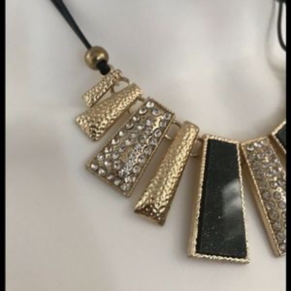 NEW Women's Necklaces Occident Luxury High-end Ladies Black Gold - Picture 8 of 9